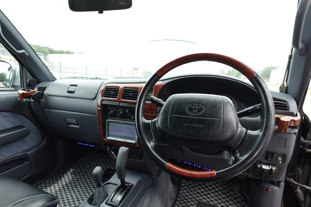 1997 Toyota Hilux JDM car for sale — photo 15 of 19