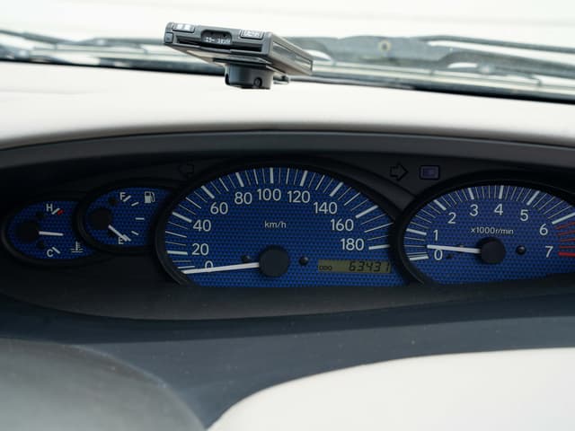 2001 Toyota Estima JDM car for sale — photo 16 of 16