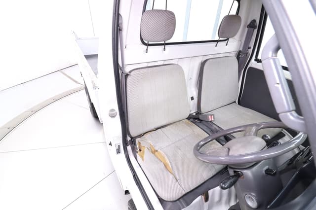 1997 Daihatsu Hijet JDM car for sale — photo 22 of 25