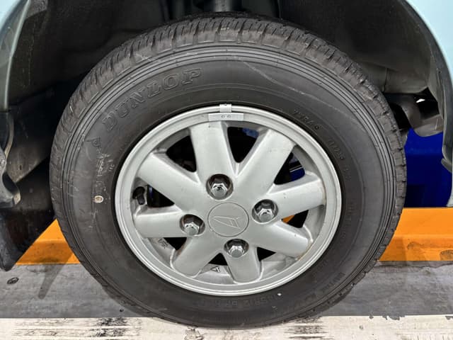 1996 Daihatsu Hijet JDM car for sale — photo 20 of 25