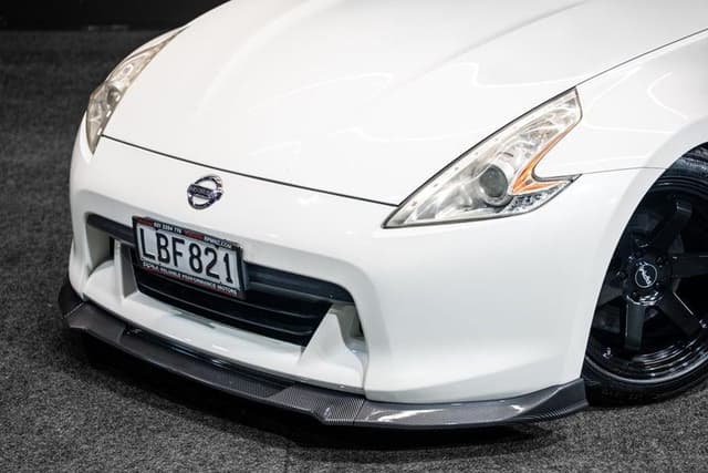 2009 Nissan Fairlady Z JDM car for sale — photo 2 of 13