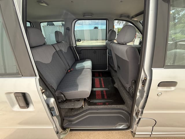 1999 Daihatsu Atrai JDM car for sale — photo 14 of 19