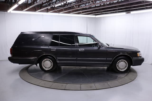 1999 Toyota Crown JDM car for sale — photo 8 of 25