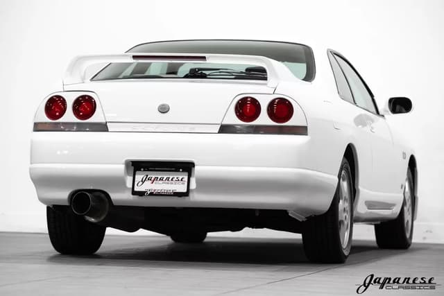 1997 Nissan Skyline JDM car for sale — photo 8 of 25