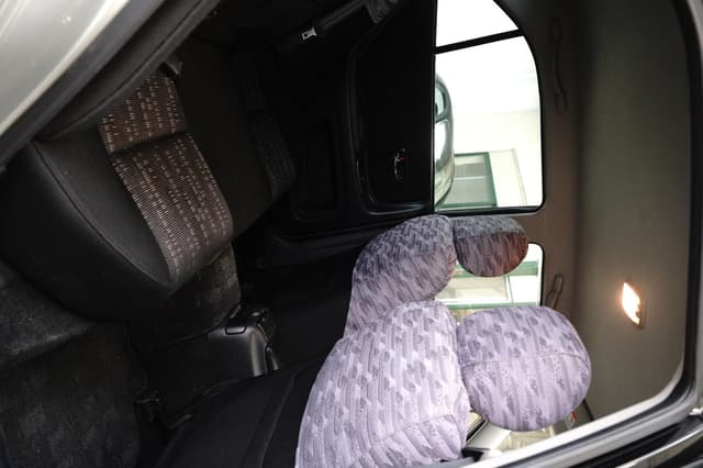 1999 Toyota Altezza JDM car for sale — photo 20 of 25