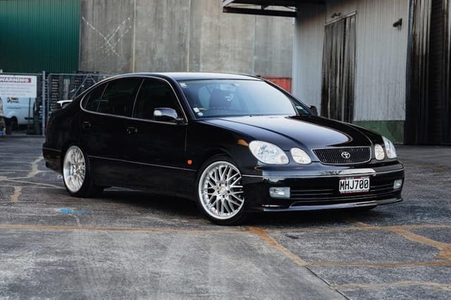 1998 Toyota Aristo JDM car for sale — photo 9 of 10