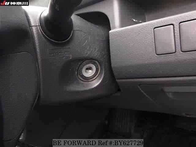 2010 Toyota Noah JDM car for sale — photo 5 of 8