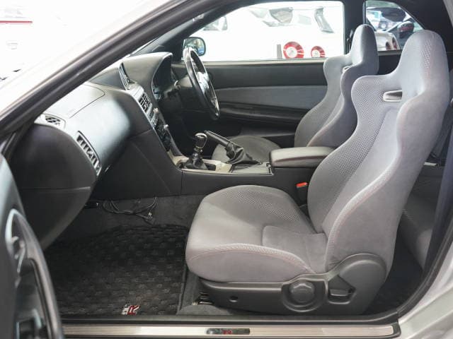 2000 Nissan Skyline JDM car for sale — photo 16 of 20