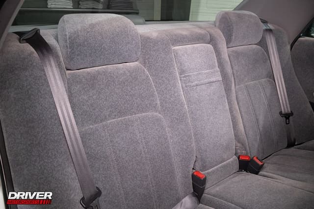 1997 Toyota Crown JDM car for sale — photo 17 of 25