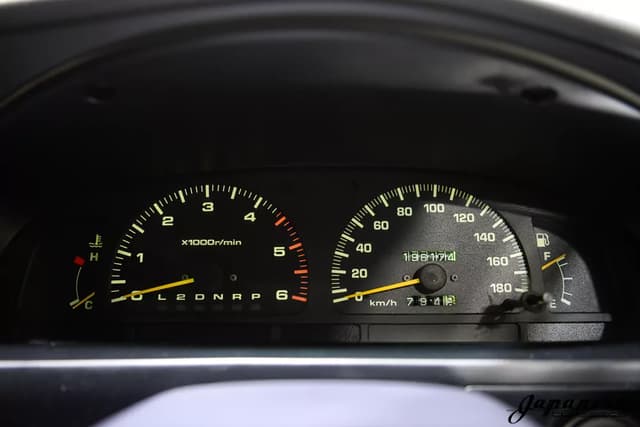 1998 Toyota Hilux JDM car for sale — photo 13 of 25