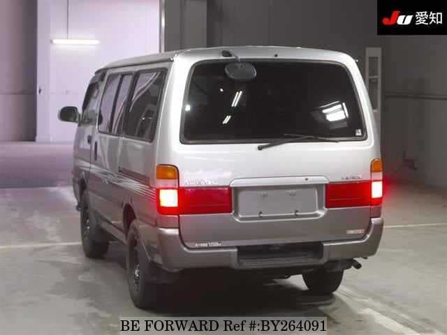 2003 Toyota HiAce JDM car for sale — photo 2 of 8