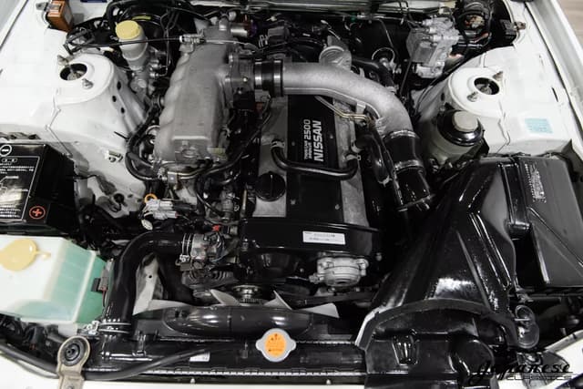 1997 Nissan Skyline JDM car for sale — photo 22 of 25