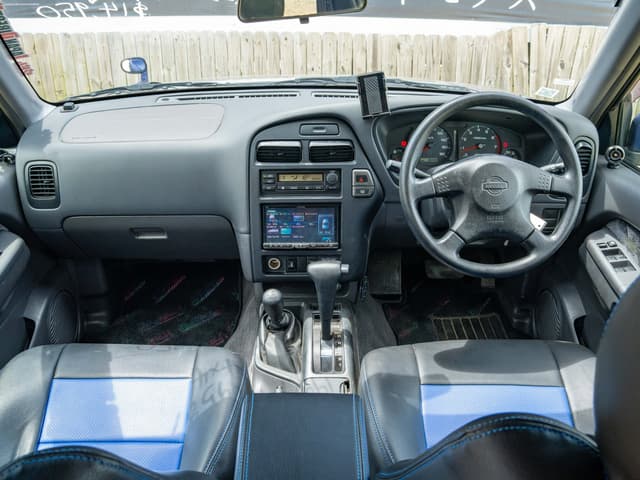 1998 Nissan Terrano JDM car for sale — photo 11 of 15