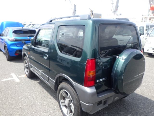 2006 Suzuki Jimny JDM car for sale — photo 3 of 25