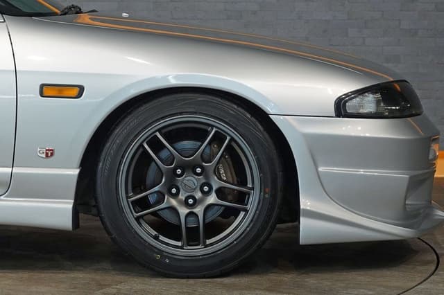 1995 Nissan Skyline JDM car for sale — photo 22 of 25