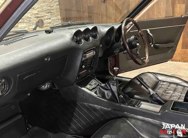 1972 Nissan Fairlady Z JDM car for sale — photo 6 of 9