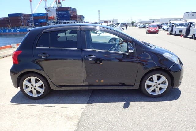 2008 Toyota Vitz JDM car for sale — photo 6 of 25