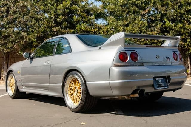 1997 Nissan Skyline JDM car for sale — photo 8 of 25