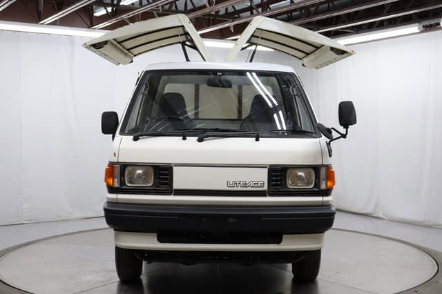 1991 Toyota Lite Ace JDM car for sale — photo 10 of 25