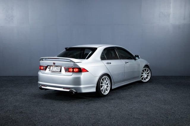 2006 Honda Accord JDM car for sale — photo 6 of 17