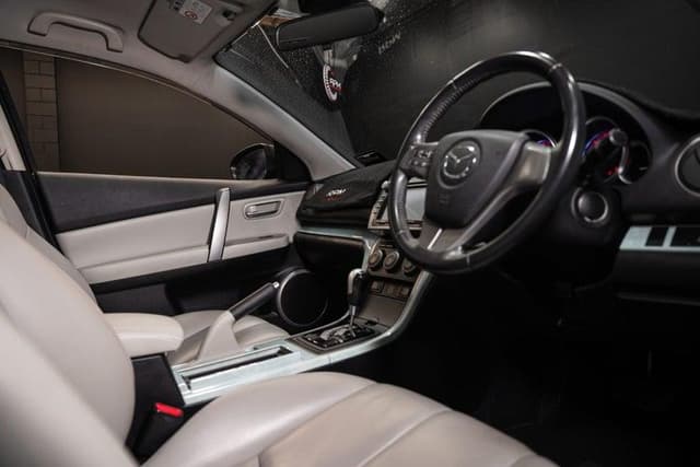 2008 Mazda Atenza JDM car for sale — photo 17 of 20