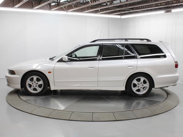 1997 Mitsubishi Legnum JDM car for sale — photo 4 of 25