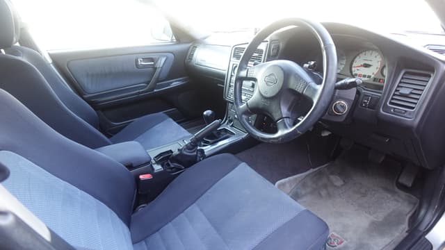 1999 Nissan Stagea JDM car for sale — photo 8 of 15