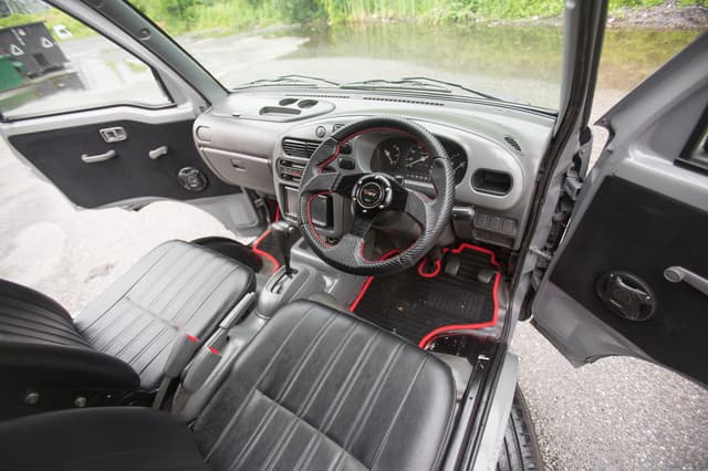 1997 Daihatsu Hijet JDM car for sale — photo 16 of 25