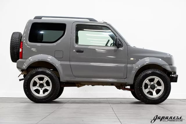 1999 Suzuki Jimny JDM car for sale — photo 5 of 25