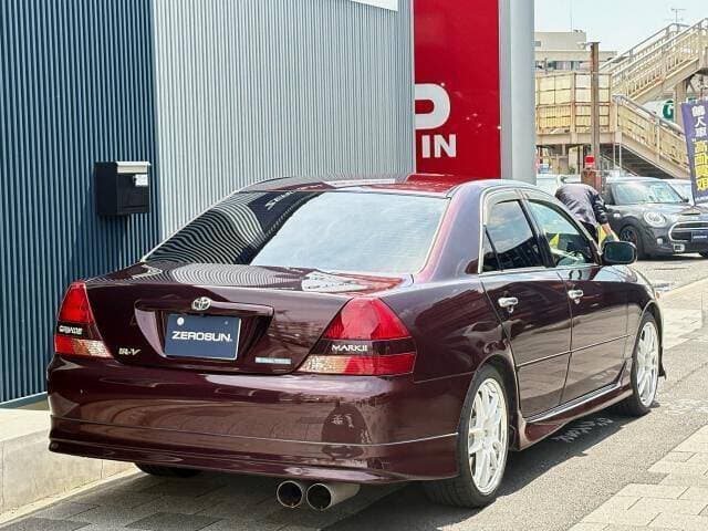 2001 Toyota Mark II JDM car for sale — photo 2 of 12