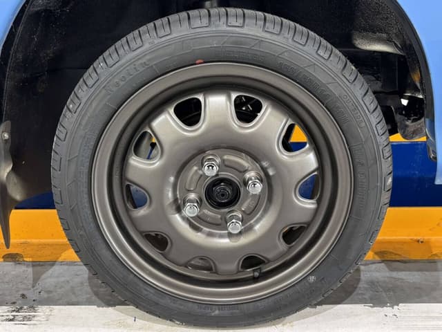 2001 Daihatsu Hijet JDM car for sale — photo 20 of 25