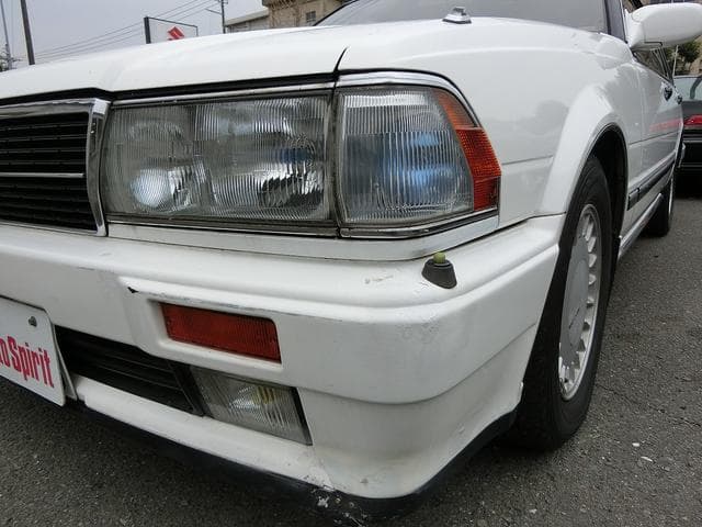 1988 Nissan Gloria JDM car for sale — photo 8 of 25