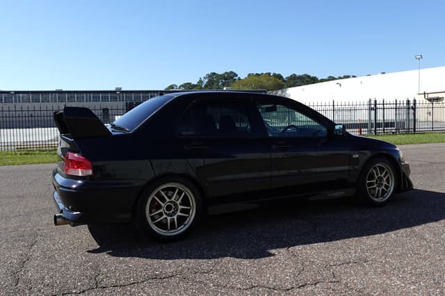 2001 Mitsubishi Lancer Evolution JDM car for sale — photo 4 of 18