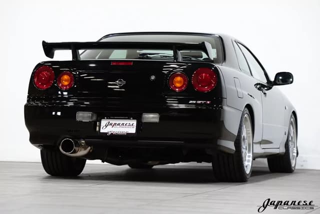 1998 Nissan Skyline JDM car for sale — photo 8 of 25