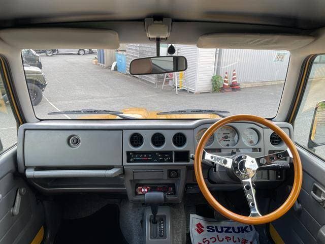 1998 Suzuki Jimny JDM car for sale — photo 3 of 3