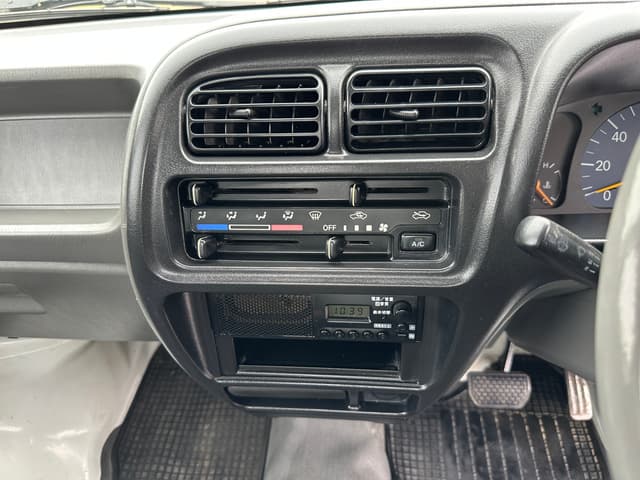 2000 Suzuki Carry JDM car for sale — photo 16 of 20