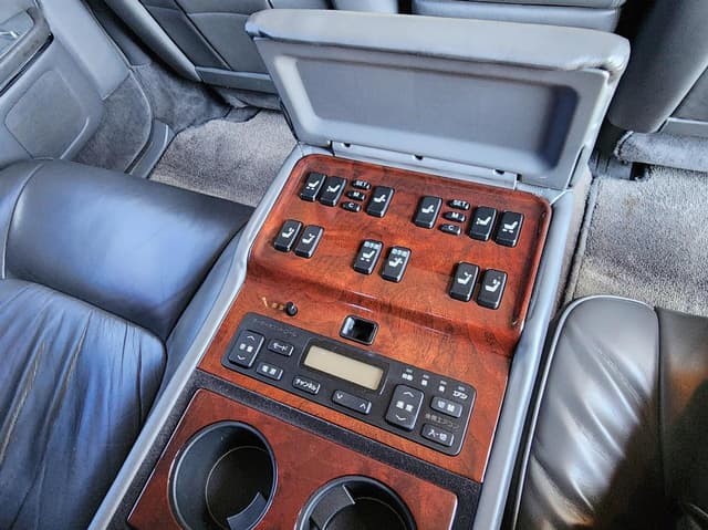 1998 Toyota Century JDM car for sale — photo 20 of 24