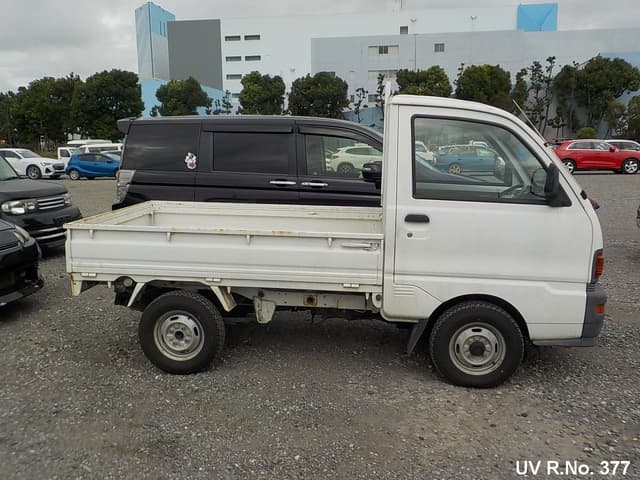 1998 Mitsubishi Minicab JDM car for sale — photo 14 of 21
