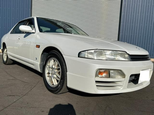 1997 Nissan Skyline JDM car for sale — photo 4 of 25