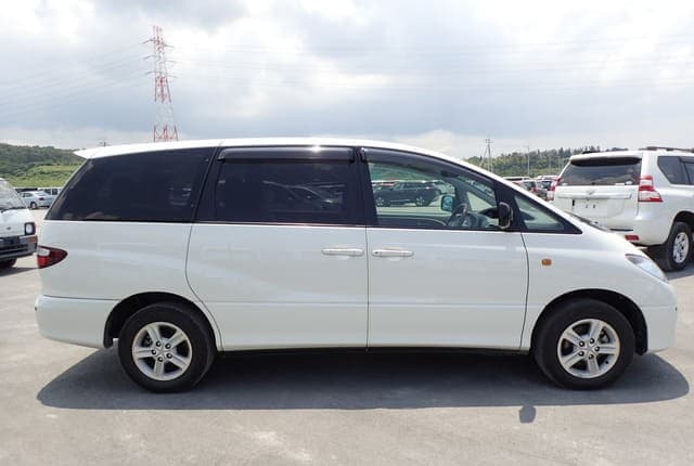 2001 Toyota Estima JDM car for sale — photo 6 of 25