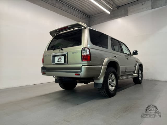 2000 Toyota Hilux Surf JDM car for sale — photo 14 of 25