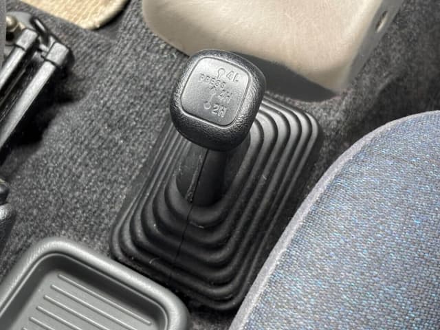 1999 Mitsubishi Pajero Mini JDM car for sale — photo 16 of 25