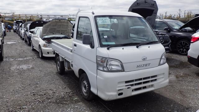 2008 Daihatsu Hijet JDM car for sale — photo 2 of 16