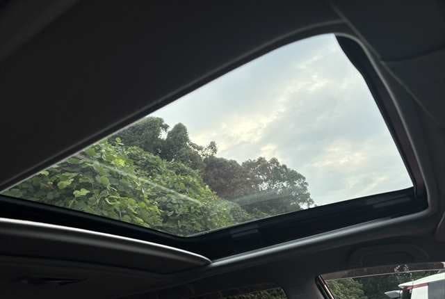 2010 Subaru Forester JDM car for sale — photo 14 of 17