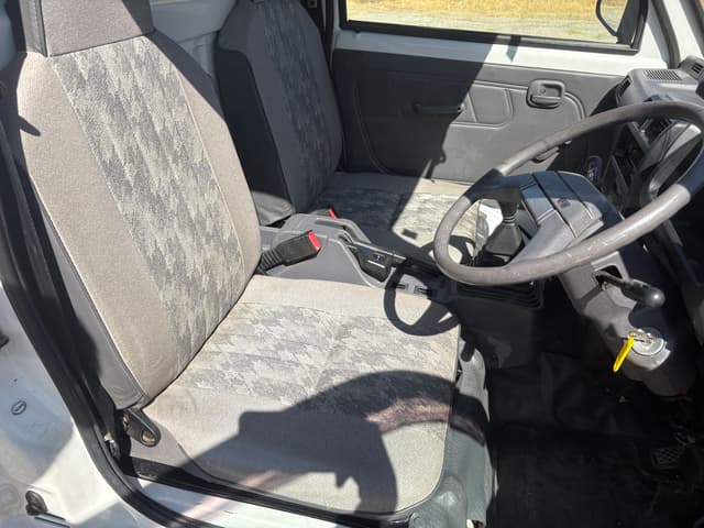 1997 Mitsubishi Minicab JDM car for sale — photo 11 of 25