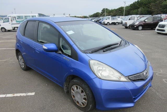 2011 Honda Fit JDM car for sale — photo 7 of 25