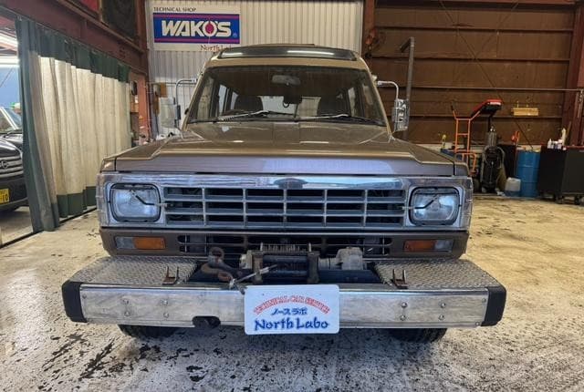1986 Nissan Safari JDM car for sale — photo 2 of 25