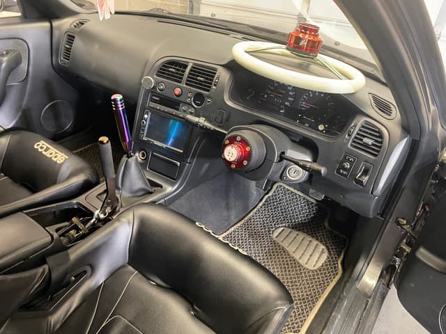 1993 Nissan Skyline JDM car for sale — photo 19 of 23