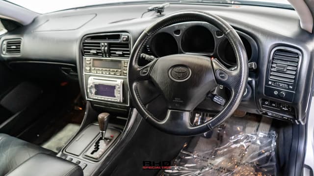 1997 Toyota Aristo JDM car for sale — photo 12 of 25
