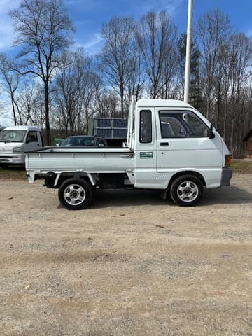 1990 Daihatsu Hijet JDM car for sale — photo 6 of 10